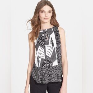 Women's Diane von Furstenberg Maya Print Stretch Silk Top Size Small Black White